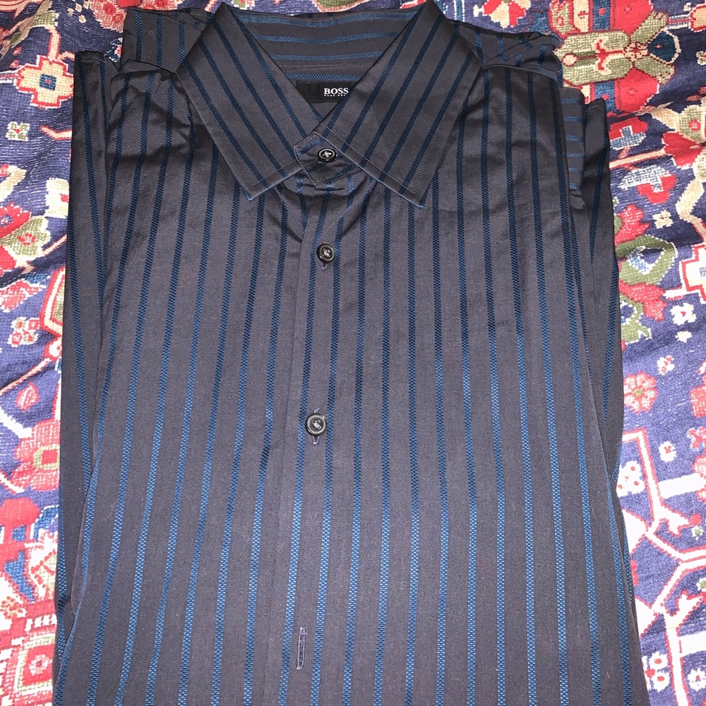 Hugo Boss men’s dress shirt